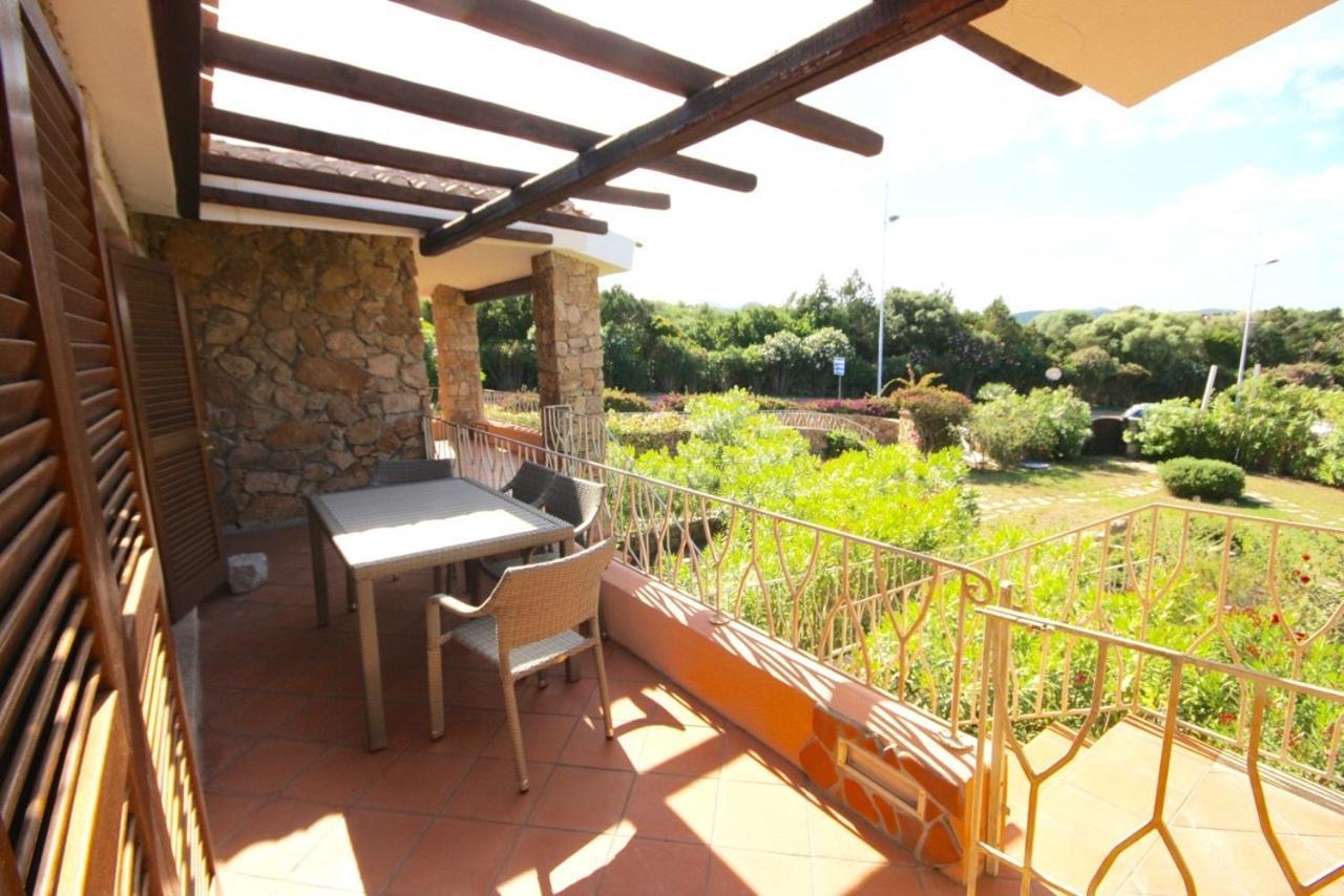 Residenze Dei Fiori Villa Porto Rotondo Rum bild