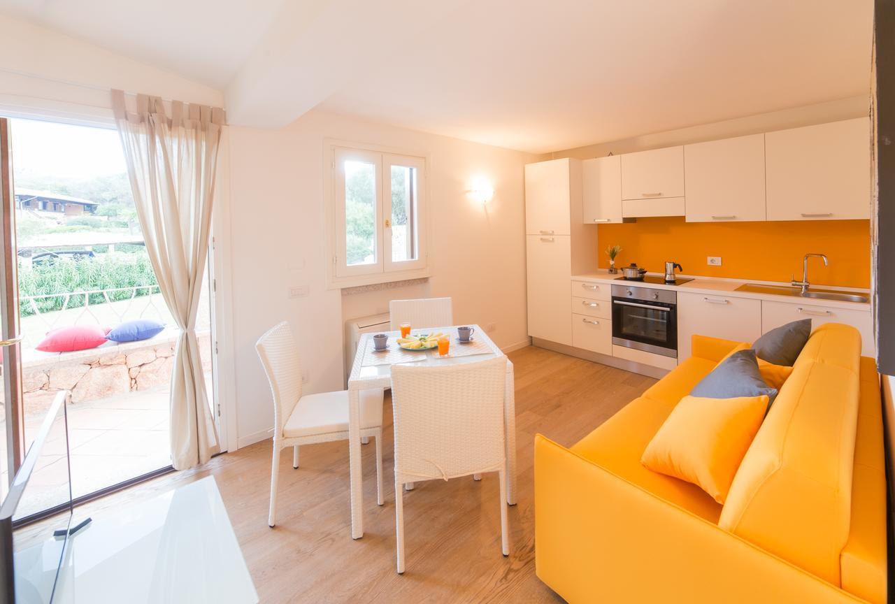 Residenze Dei Fiori Villa Porto Rotondo Exteriör bild